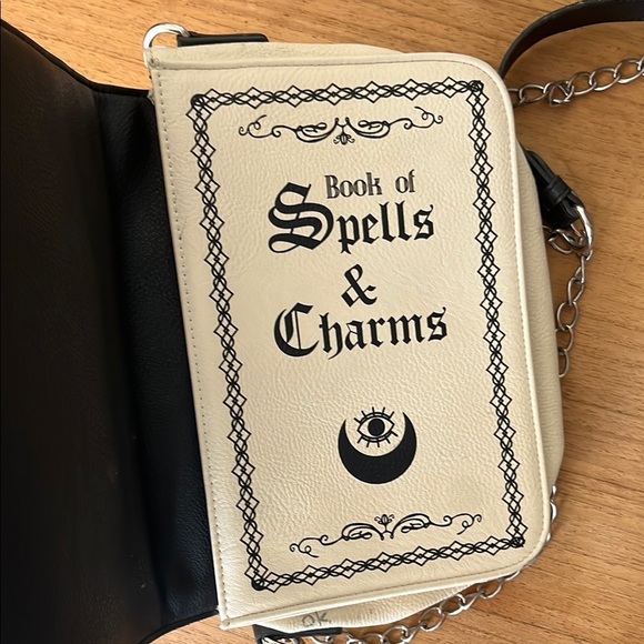 Hot Topic Black and White Shoulder Bag Books of Spells and Charms - Picture 5 of 6